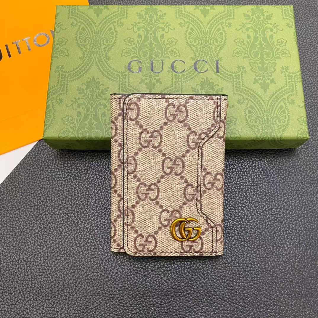Louis Vuitton Signature Slim Card Vault
